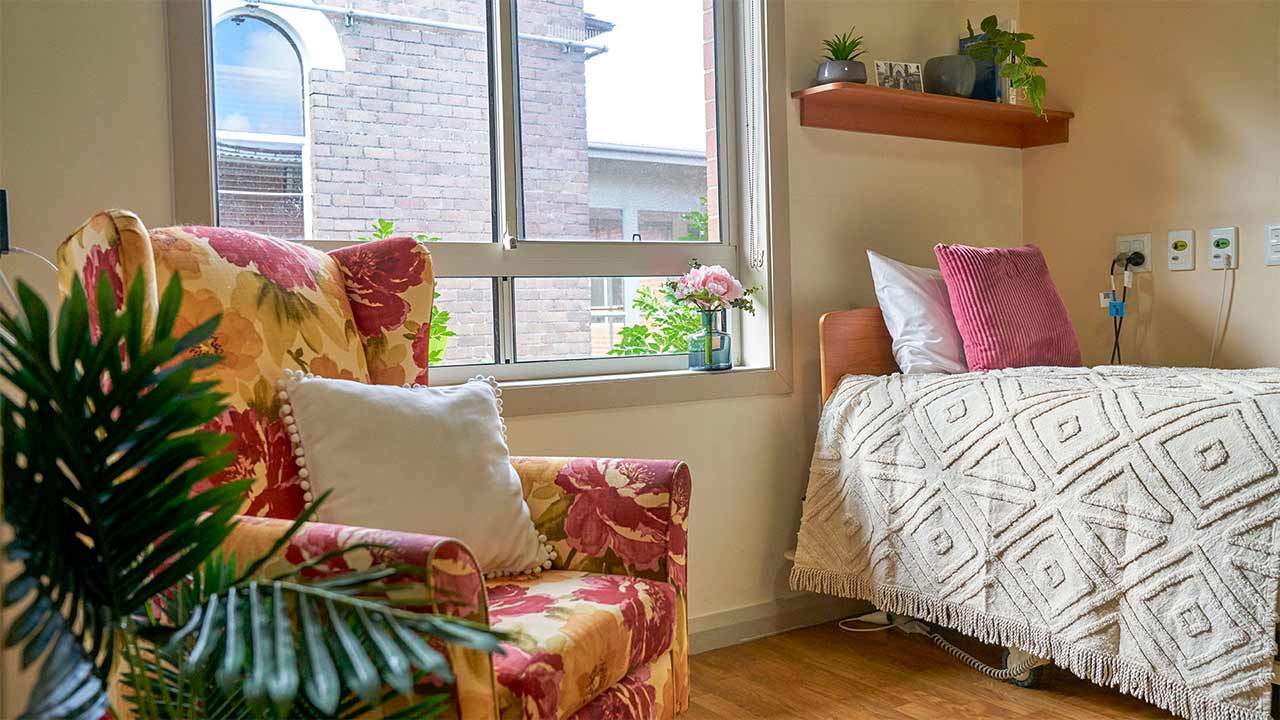 Single bedroom with ensuite 