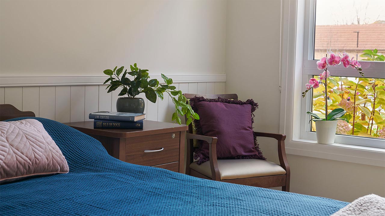 Private single room with ensuite, ready to be furnished with your belongings 