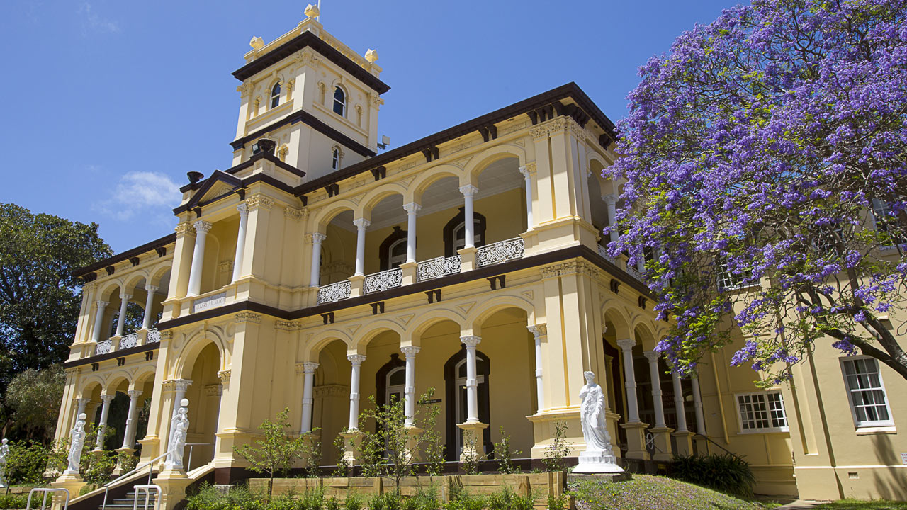 Uniting War Memorial Hospital