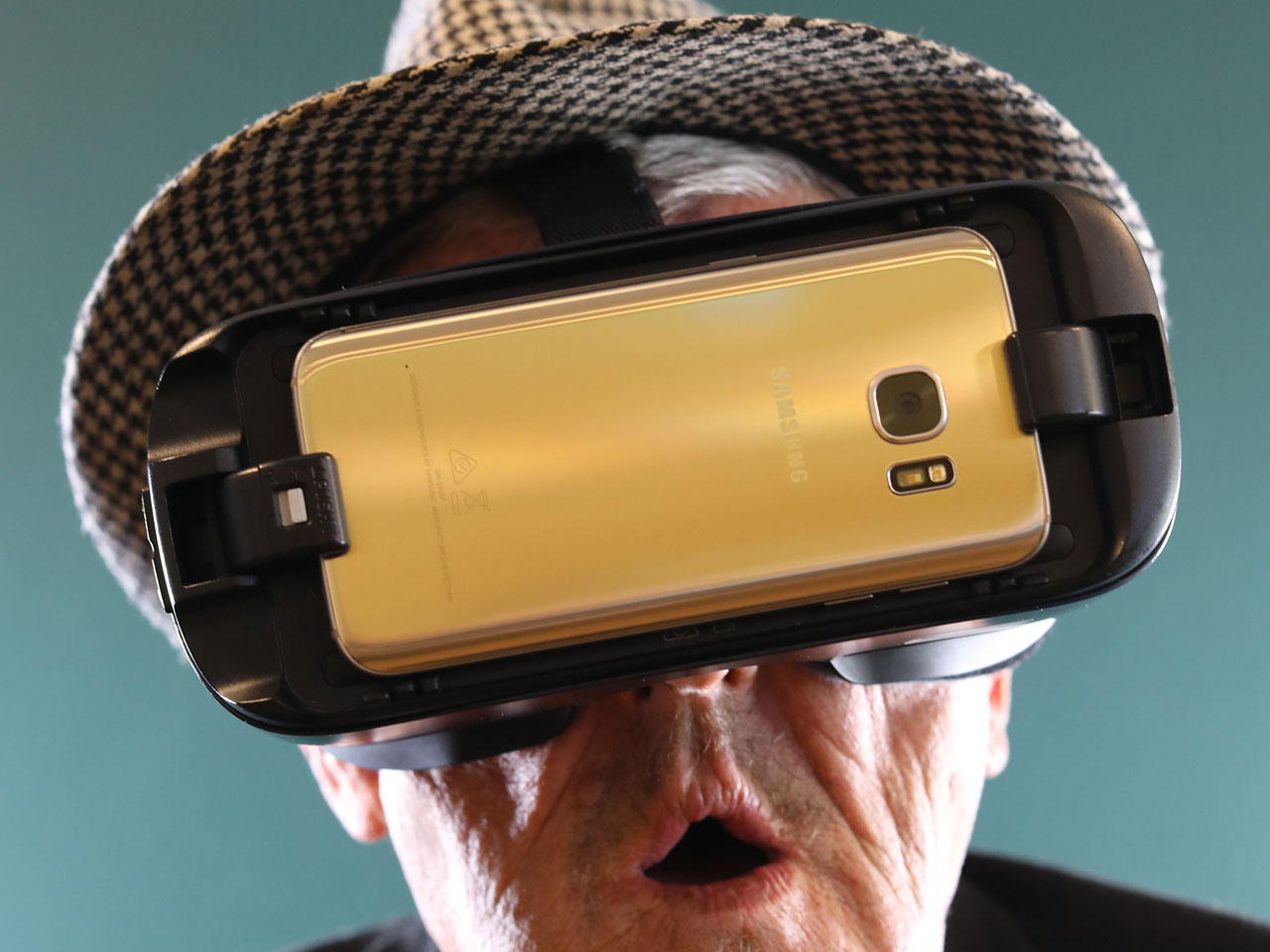 Fulfilling bucket lists through virtual reality